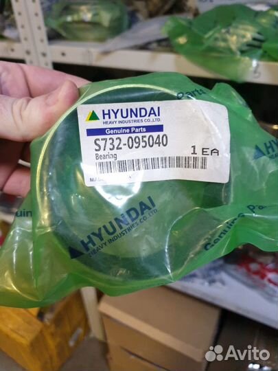 Втулка скольжения в голову гидроцилиндра Hyundai