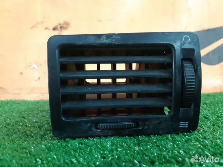 Воздуховод салона передний правый Газ 330232