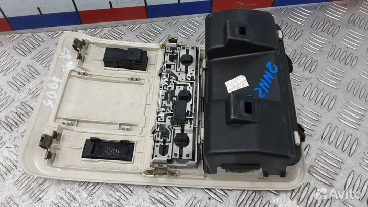 Фонарь салона (плафон) Land Rover Range Rover 3