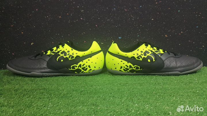 Бутсы / футзалки Nike 5 Elastico 2