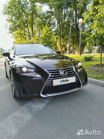 Lexus IS, 2018