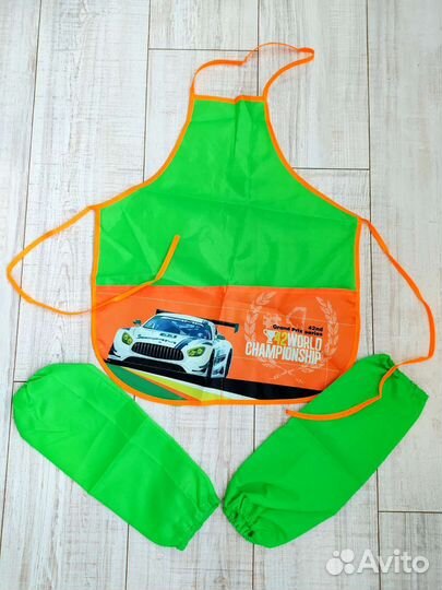 Новый фартук с нарукавниками для труда