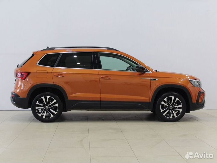 Volkswagen Taos, 2021