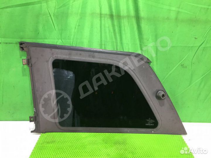 Стекло кузовное глухое правое Mercedes-Benz Gl