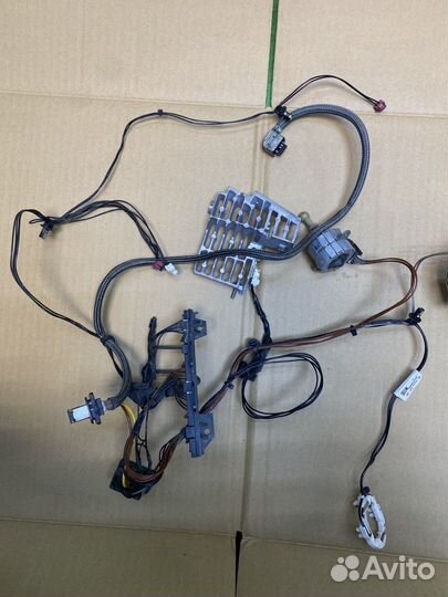 Электропроводка фары правой BMW F15