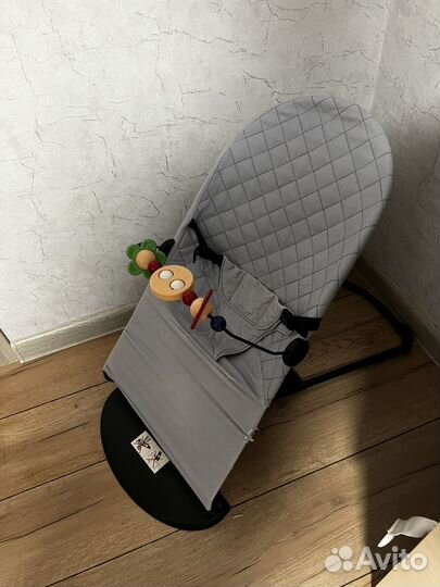 Шезлонг детский