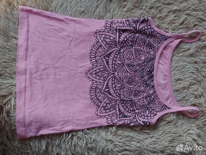 Одежда. Шорты майки. Бюстгальтеры