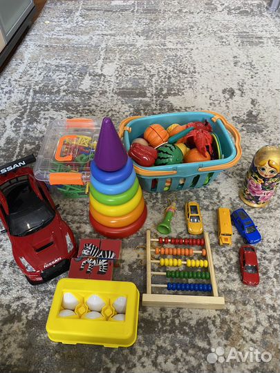 Игрушки развивающие для ребенка 1+