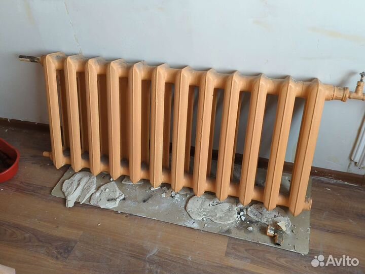 Батарея чугунная 12 секций