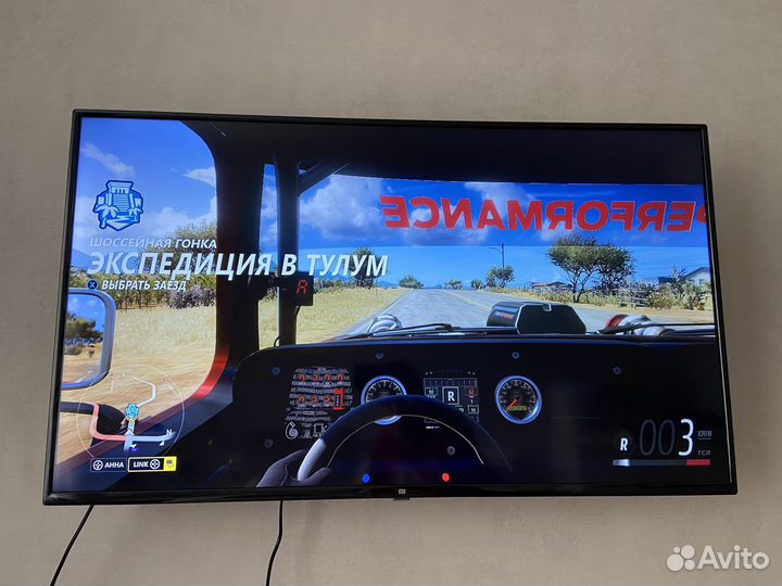 Xbox One S 1tb + 450 игр + 2 джойстика