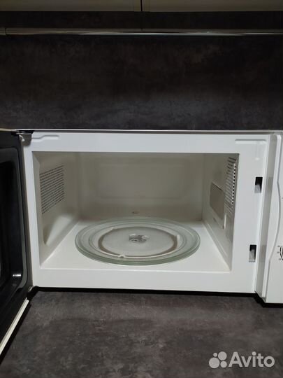 Микроволновая печь Candy CMW2070M