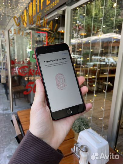 iPhone 8 Plus, 64 ГБ