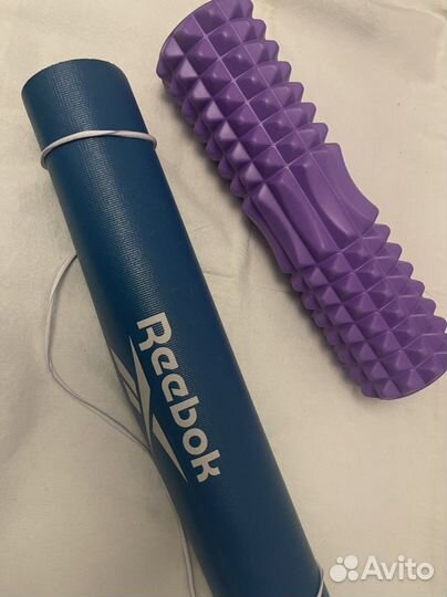 Коврик и массажный ролик (валик)