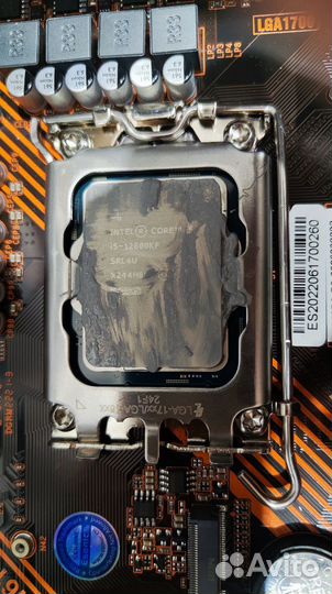 Процессор Intel i5-12600kf