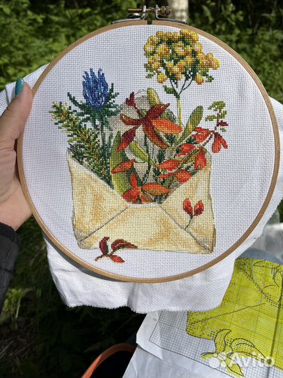 Остаток набора для вышивания цветы и травы