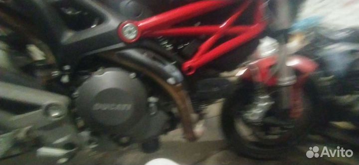 Двигатель Дукати Монстр 696