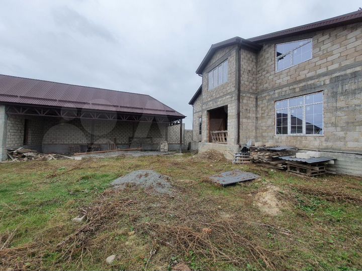 Дом 420,5 м² на участке 16 сот.