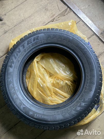 Pirelli Winter Carving Edge 235/65 R17