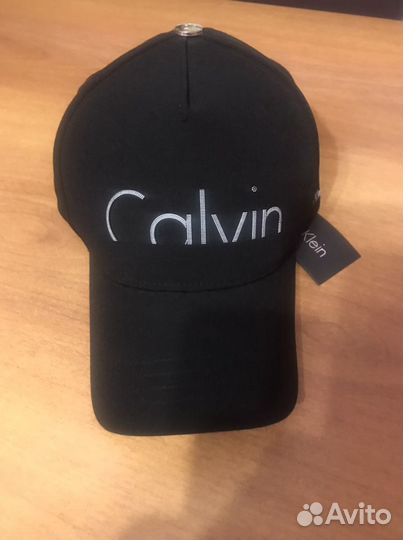 Новые бейсболки Aeronautica milytare; Paul & Shark