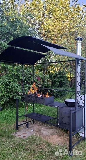 Мангал с крышей