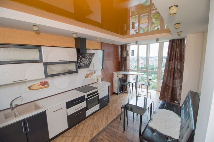 2-к. квартира, 72 м², 15/17 эт.