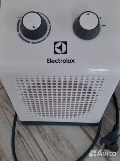 Тепловентилятор electrolux