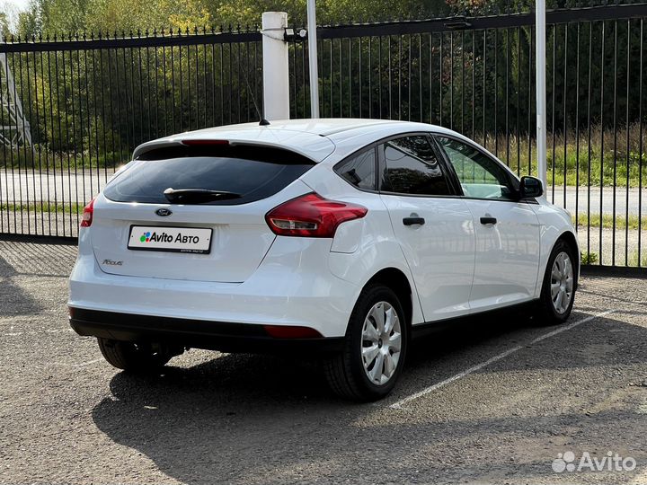 Ford Focus 1.6 МТ, 2015, 135 500 км