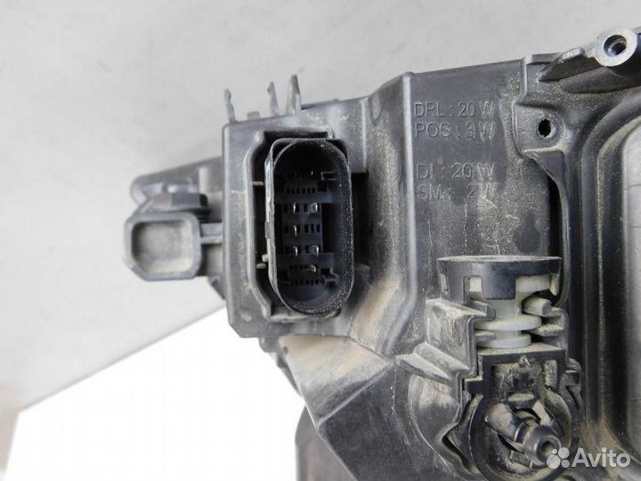 Фара правая Audi Q7/SQ7