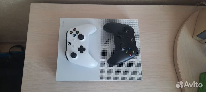 Xbox one s 500 gb с играми