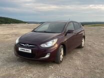 Hyundai Solaris 1.6 AT, 2012, 175 000 км, с пробегом, цена 900 000 руб.