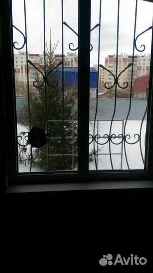 Решетка на окно б/у