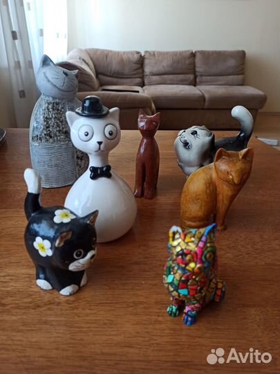 Фигурки кошек (разные размеры и материалы)