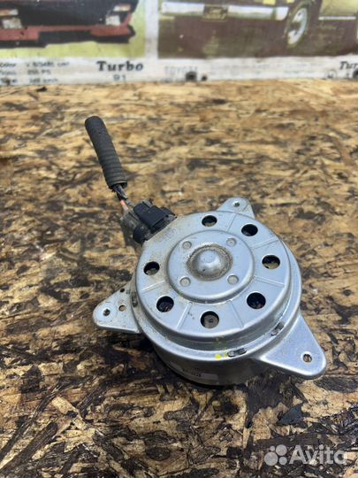 Моторчик вентилятора Рено Дастер