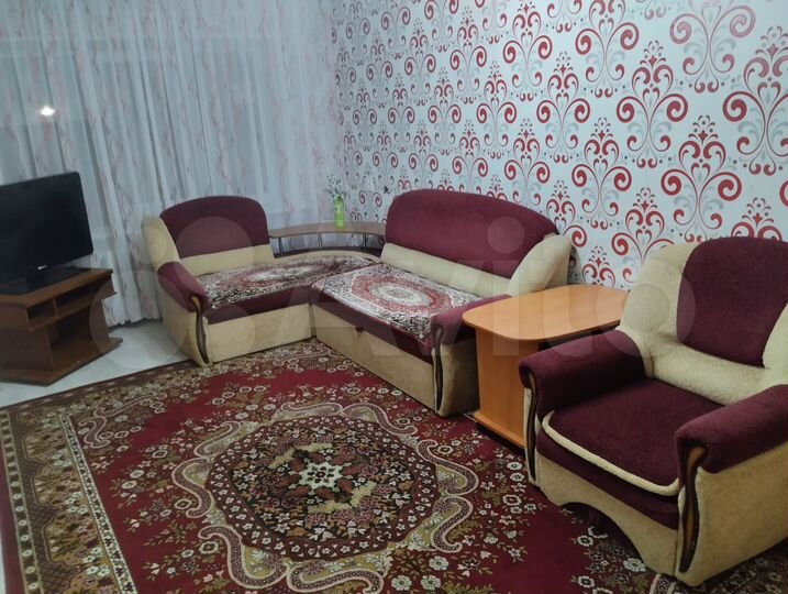 2-к. квартира, 42 м², 1/5 эт.