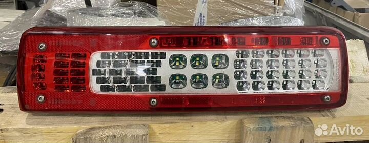 Фонарь задний левый Volvo FH4 82849894