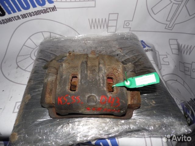 Суппорт передний левый Kia Sorento I BL