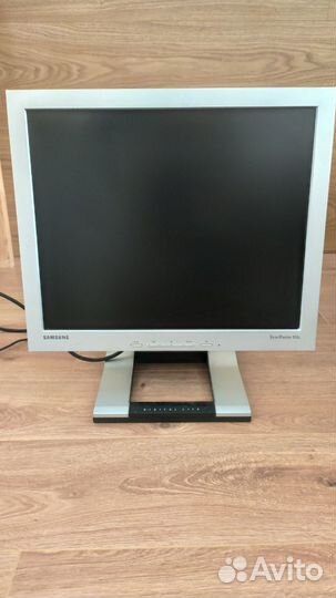 Монитор Samsung SyncMaster 172s
