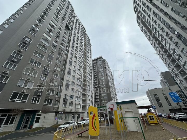 2-к. квартира, 51,5 м², 8/23 эт.