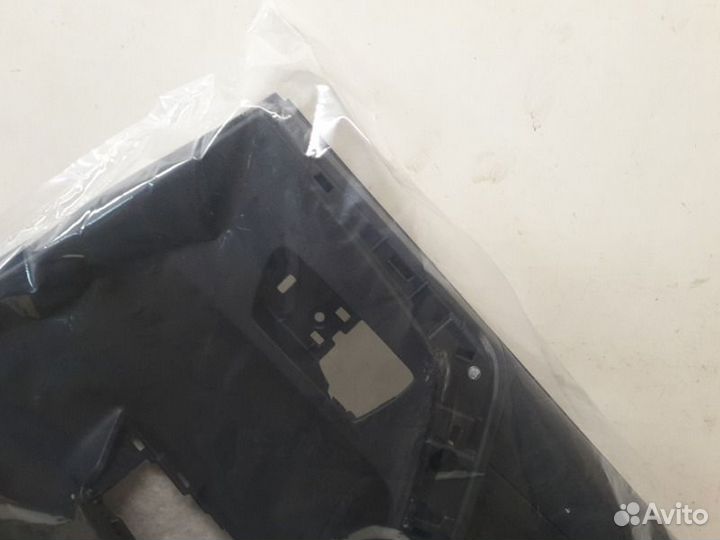 Обшивка двери задняя правая Toyota Rav4 40