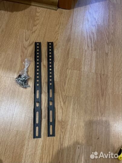 Крепеж для телевизора 32