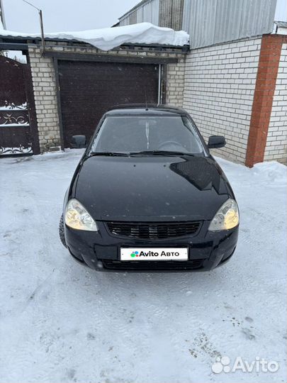 LADA Priora 1.6 МТ, 2011, 200 000 км