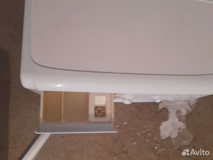 Узкий Индезит 4кг глубина 33см Рабочий Гарантия