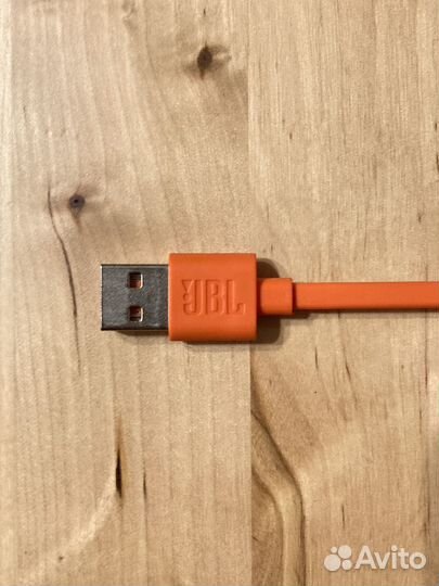 Кабель длч зарядки наушников jbl