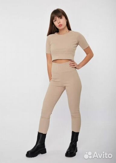 Спортивный фитнес костюм 5 в 1