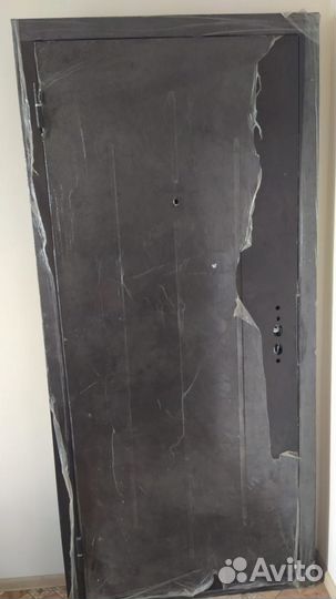 Дверь входная металлическая уличная новая