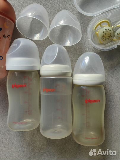 Бутылочки, поильник, пустышки