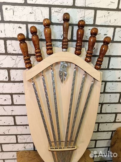 Набор шампуров на щите