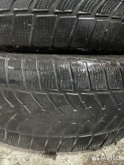 Goodyear UltraGrip Ice SUV 235/60 R18