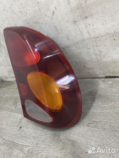 Фонарь задний правый Chevrolet Lanos