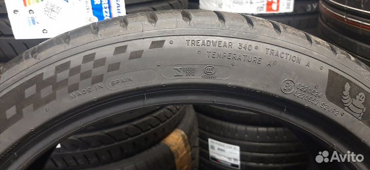 Michelin Pilot Sport 5 215/45 R18 93Y